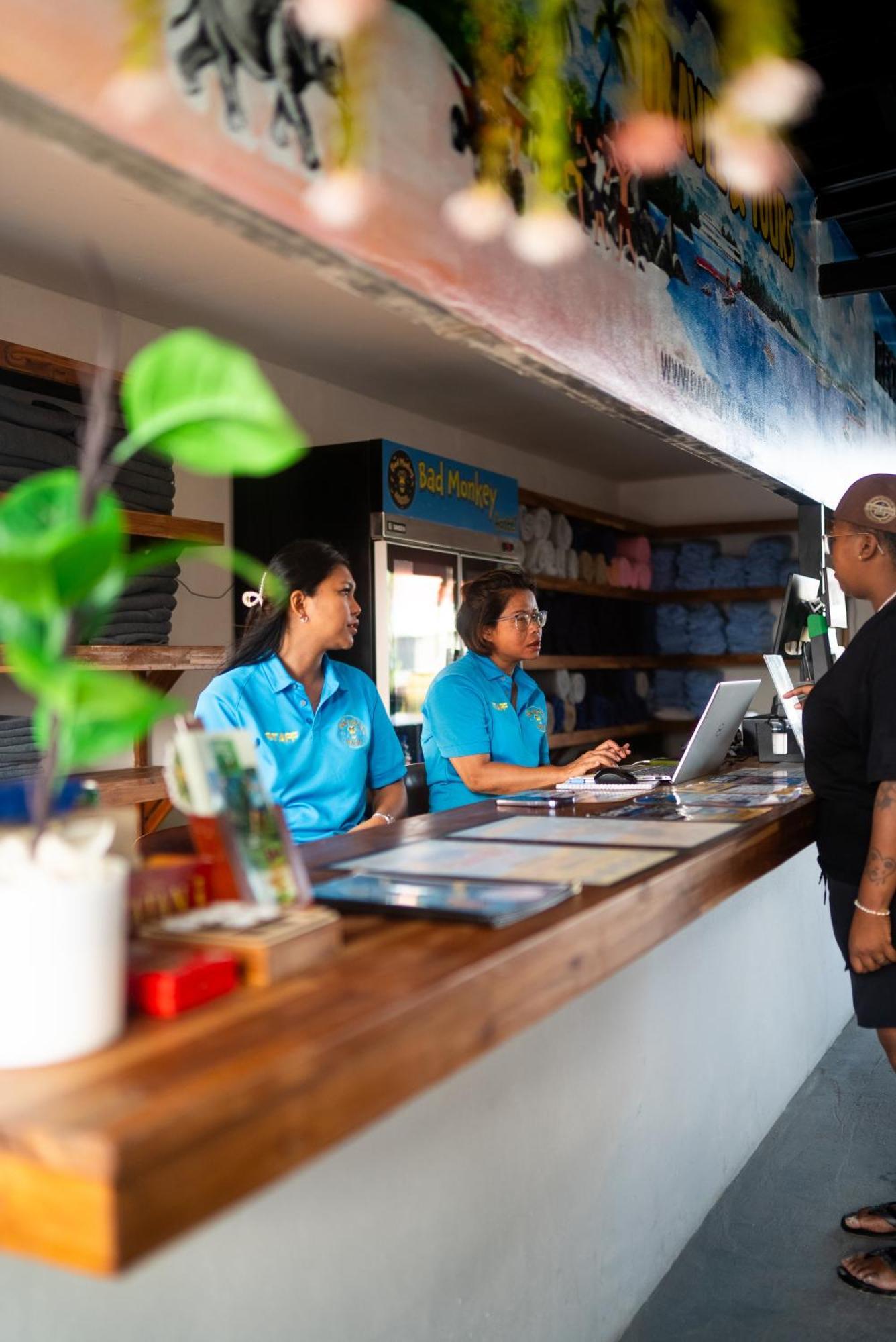 Bad Monkey Samui Hostel チャウエン エクステリア 写真