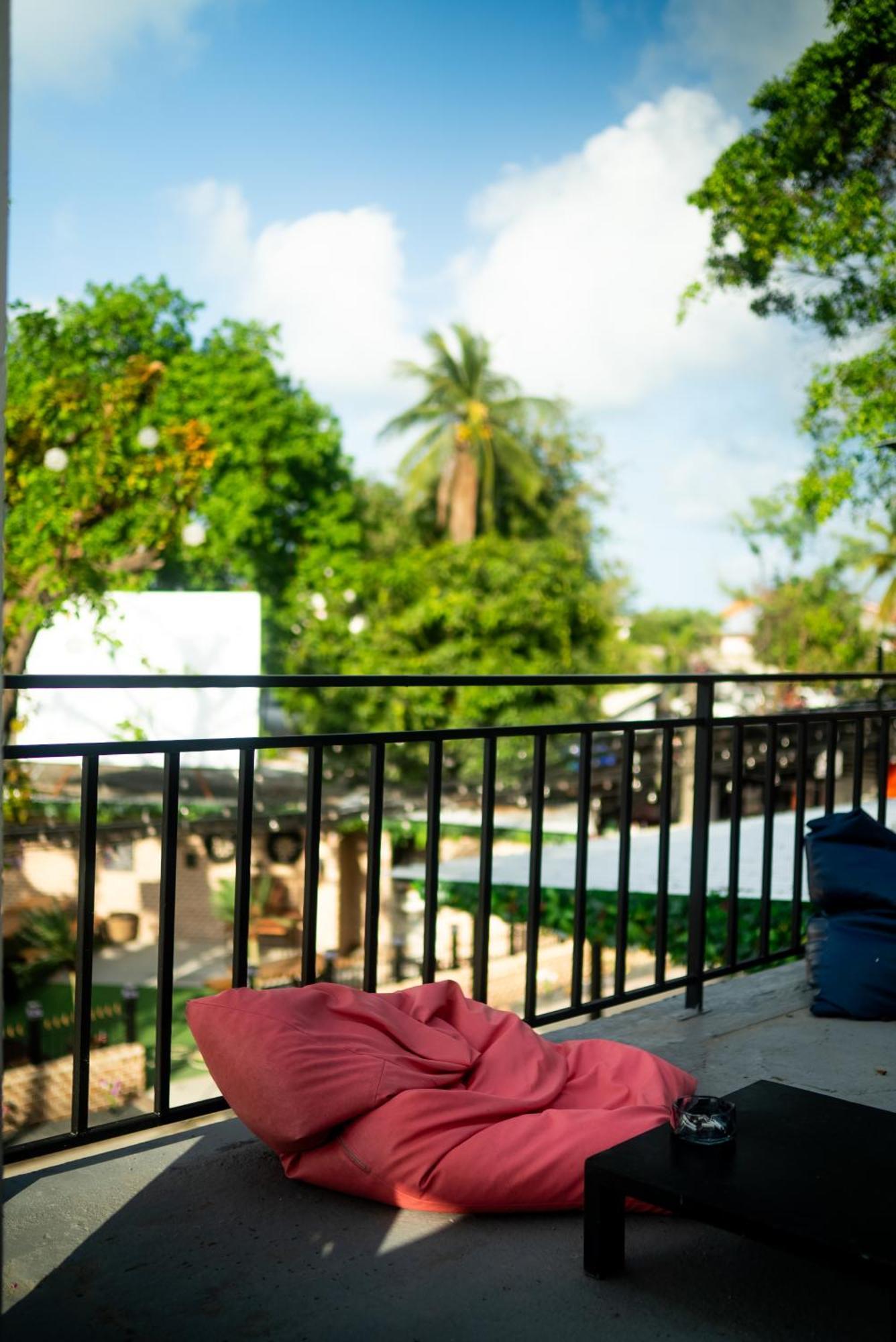 Bad Monkey Samui Hostel チャウエン エクステリア 写真